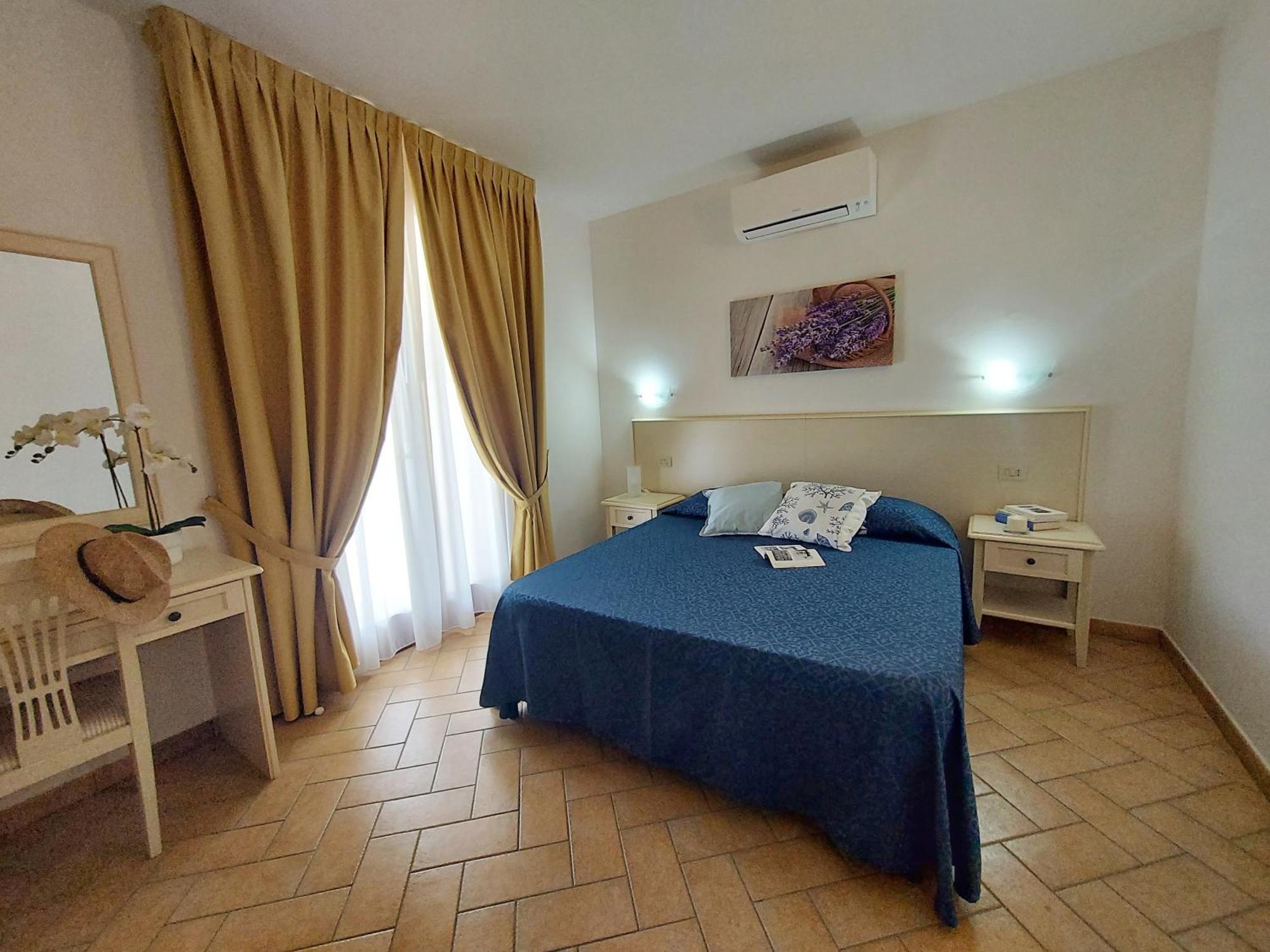Lido Azzurro Residence Rta Capoliveri  Ruang foto