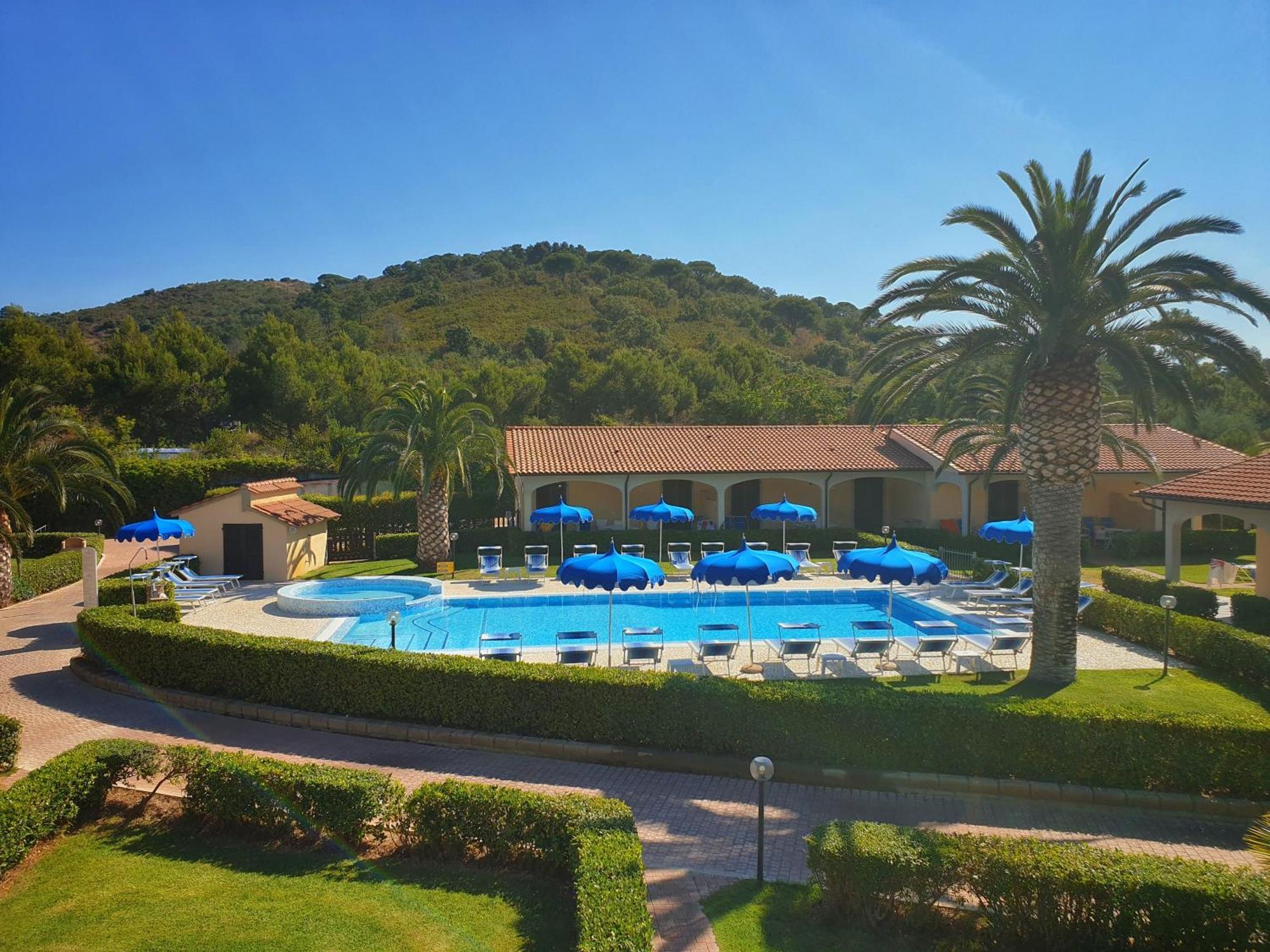 Lido Azzurro Residence Rta Capoliveri  Bagian luar foto