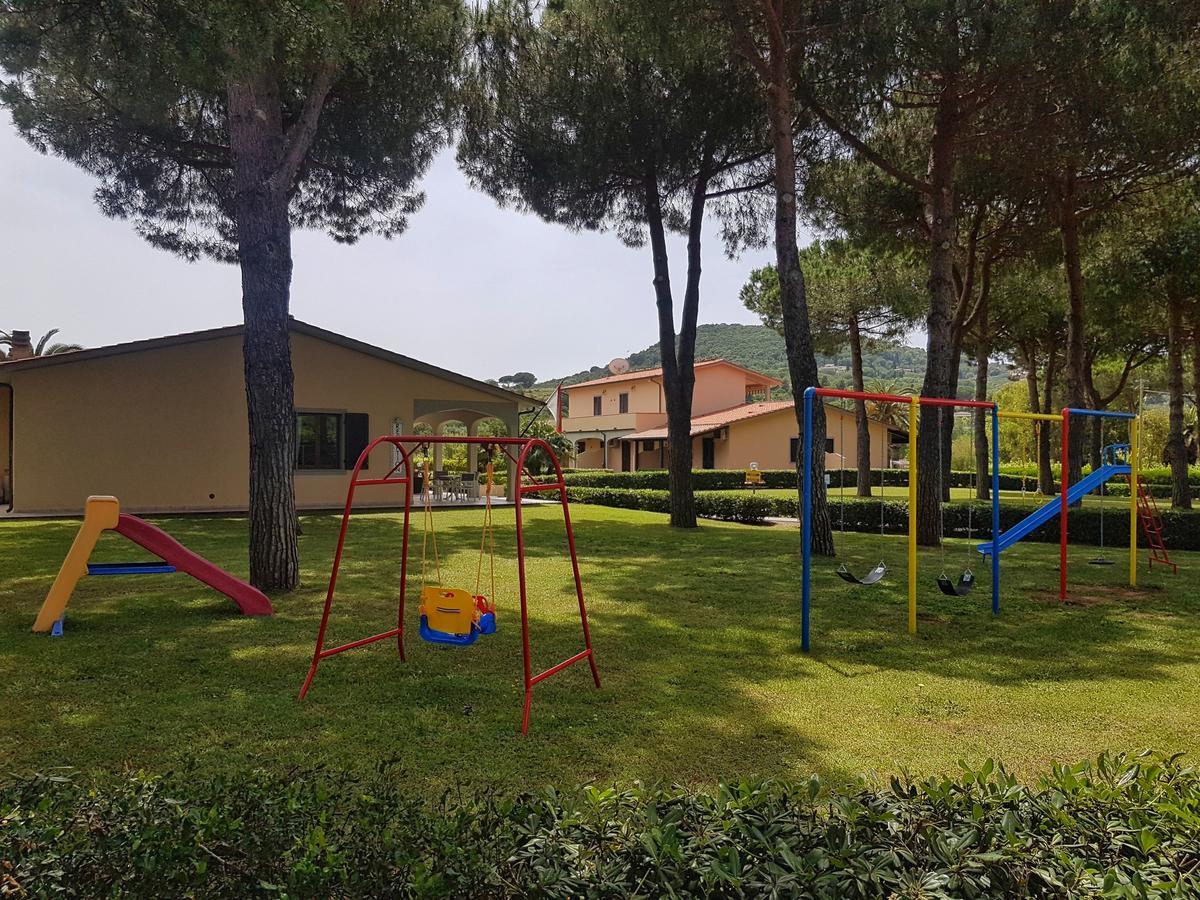 Lido Azzurro Residence Rta Capoliveri  Bagian luar foto