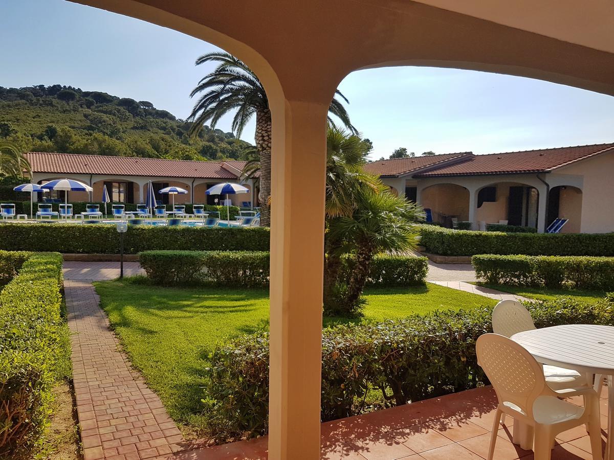Lido Azzurro Residence Rta Capoliveri  Bagian luar foto