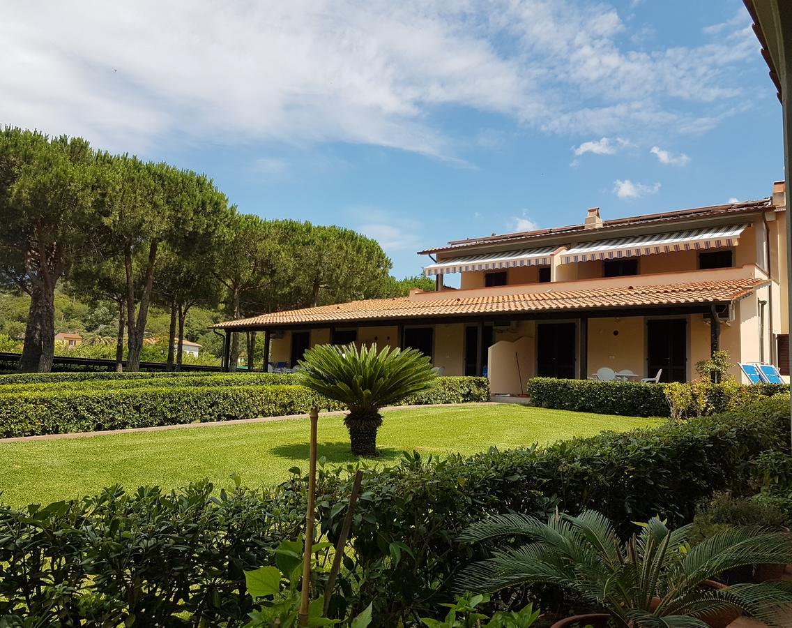 Lido Azzurro Residence Rta Capoliveri  Bagian luar foto